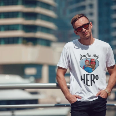 Προσαρμοσμένο μπλουζάκι για άντρες - Είσαι ο ήρωάς μου