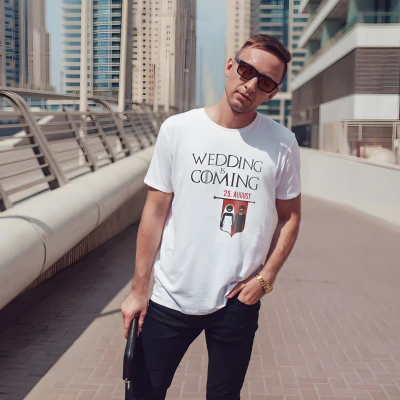 Εξατομικευμένο μπλουζάκι για εργένικο πάρτι - Ο γάμος έρχεται